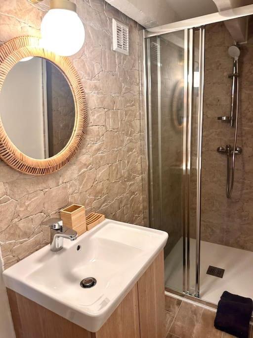 Jungle Avec Jaccuzi Au Coeur De Appartement *